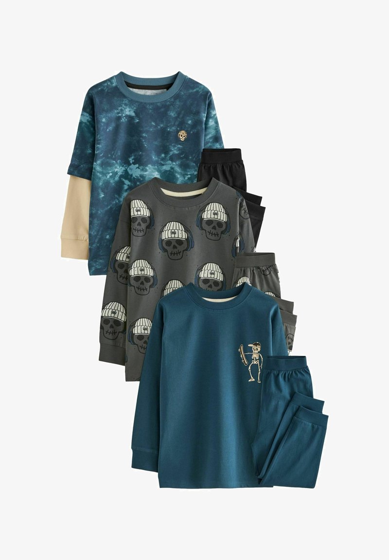 Conjunto de dos camisetas de manga larga y tres pantalones. Incluye un diseño de neblina en color navy, uno gris con estampado de calaveras y otro color teal con un gráfico de esqueleto.