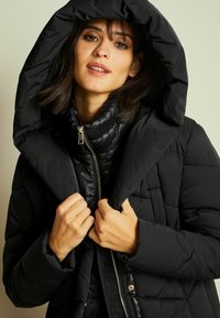 Next REGULAR FIT - Zimní kabát - black