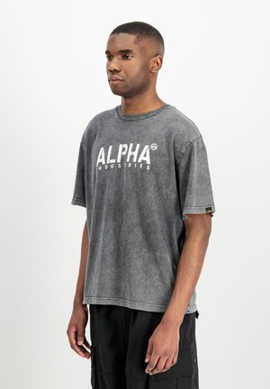 Alpha Industries, ALPHA INDUSTRIES MEN - T-SHIRTS ALPHA STENCIL T-SHIRT - T-Shirt print - black