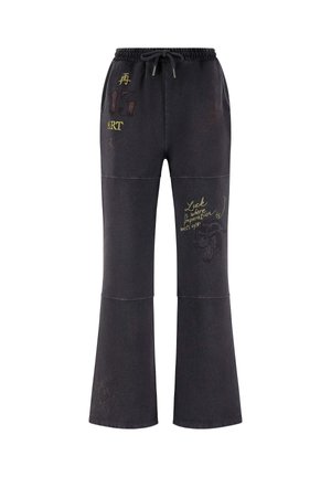 Pantaloni sportivi neri con vita regolabile con coulisse, caratterizzati da diverse stampe grafiche in giallo e rosso, un design a gamba svasata e cuciture a contrasto.