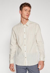 Pier One SHIRT-LINEN BLEND - Marškiniai - off-white