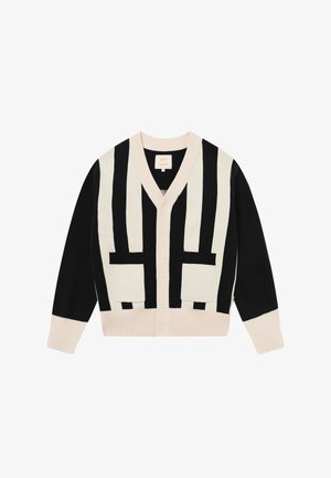 Mustvalge triibuline kardigan, millel on pikad varrukad, nööpidega sulgur, soonilised mansetid ja serv ning kaks esist taskut.