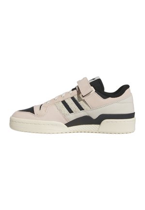 LIFESTYLE  FORUM  - Sneaker low - tuerkisweissschwarz