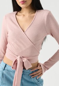 Laurella Pulover - light pink