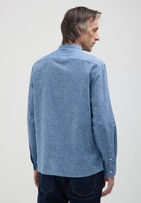 Thumbnail Image 3