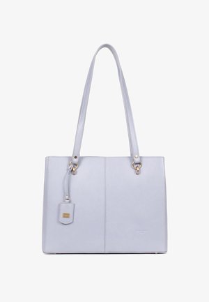 Lichtblauwe leren tote bag met dubbele handgrepen, gouden hardware en een klein label met logo. Beschikt over een gladde textuur en gestructureerd ontwerp.