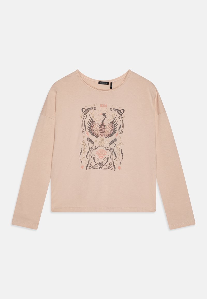 Ilgā piedurkne, rozā t-krekls no mīksta auduma, ar centrālo grafiku, kas attēlo putnu un ziedu rakstus, ar tumšiem un pasteļtoņiem.