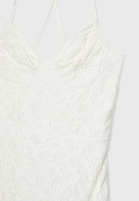 Stradivarius Robe de soirée - white