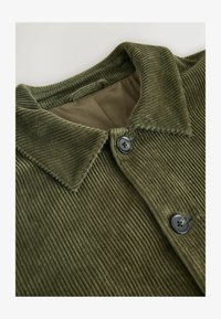 Seleccionado, sage green