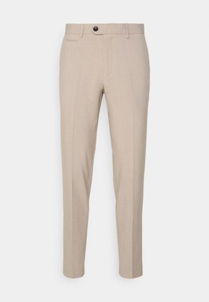 Beige maßgeschneiderte Hose mit flachem Frontdesign, einer aufgesetzten Gesäßtasche und einem Knopfverschluss. Glatte Textur und schlanker Schnitt.