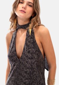 THE-ARE CORTO ESCOTE HALTER CON - Vestido de cóctel - silver