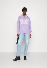 UGG REY FLUFF LOGO HOODIE - Mikina - purple jade