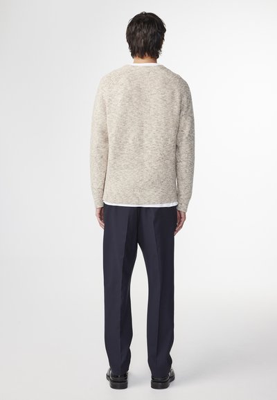 NN.07 JACOBO - Strickpullover - white pepper