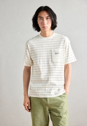 RELAXED FIT HORIZONAL TEXTURED - T-shirt med print - eggnog