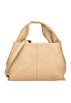 Beige zachte leren handtas met een brede bovenste handgreep en een extra dunne schouderriem, met een subtiele verticale naad in het midden.