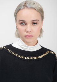INFLUENCER CHAIN-DETAILED - Maglione - black