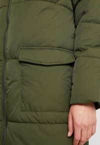 Object Zimní kab�át - dark green