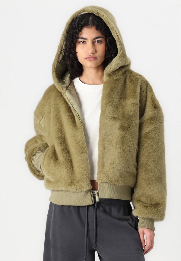 STARR - Bomber Jacket3