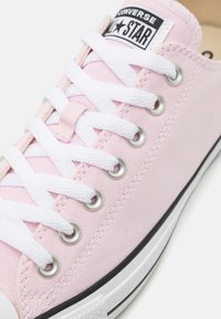 Converse CHUCK TAYLOR ALL STAR UNISEX - Joggesko - pink foam