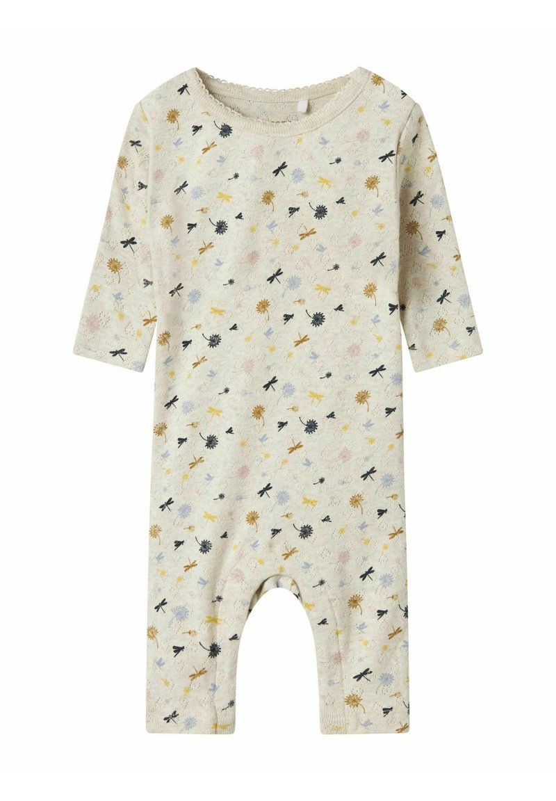 Kwiatowy pajacyk w jasnym beżu, z kolorowymi wzorami kwiatów i owadów. Długie rękawy, okrągły dekolt oraz zatrzaskowe zapięcie na dole.