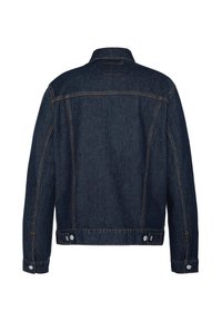 Veste en denim bleu foncé, design structuré, col classique, coutures doubles sur la poitrine, et deux boutons-pression à la taille avec des détails de couture visibles.