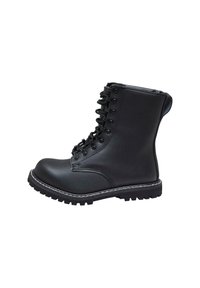 Mustad musta nahast lahingutoss, mis omab ümmargust varvast, metallist silmuseid ja paelu. Omab tugevat tallat ja valget tikandit ning tõmbenööri.