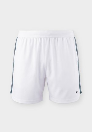 Pantaloncini sportivi bianchi con elastico in vita, strisce laterali verdi e un piccolo logo circolare nero sulla parte inferiore della gamba destra.