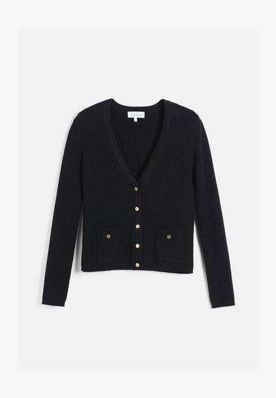 Cardigan en maille côtelée noire avec manches longues, col en V, boutons dorés sur le devant et deux poches avant avec détails de boutons dorés.