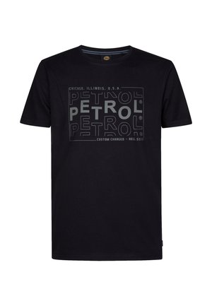 T-shirt en coton noir à manches courtes et col rond. Doté d'une grande impression graphique avec le texte "PETROLE" en tailles variées.