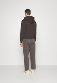 Études Sudadera - dark brown