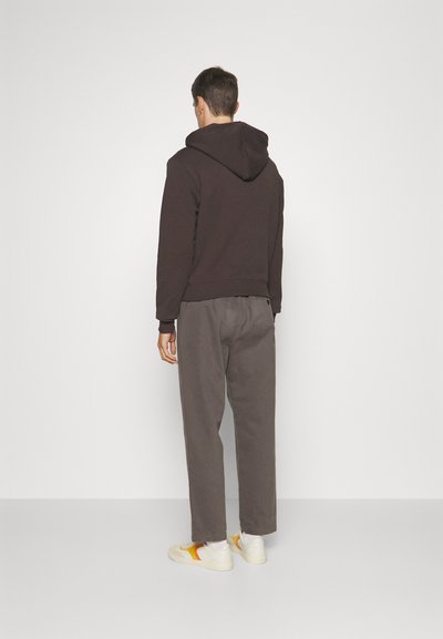 Études Sweatshirt - dark brown