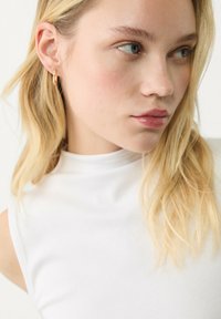 Stradivarius FITTED MOCK NECK - Top - white