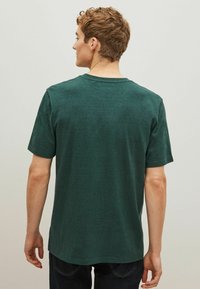 Next STAG 3 PACK REGULAR FIT - Triko s potiskem - navy blue burgundy red green