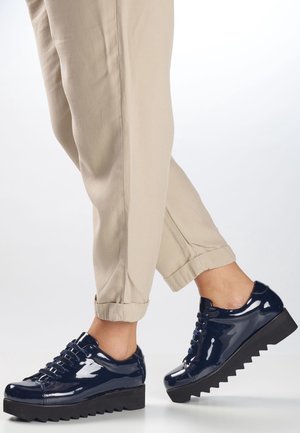 Baskets basses - dark blue