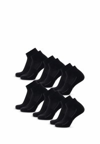 Czarne skarpetki za kostkę, mieszanka bawełny, prążkowany mankiet, wyściełana podeszwa, pokazano osiem par, gładka faktura, prosty wzór, bez wzorów ani logo.