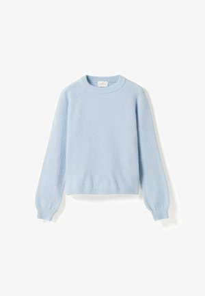 Lichtblauwe, lange mouwen, gebreide trui met ronde hals en geribbelde boorden en zoom, gemaakt van zachte, gestructureerde stof.