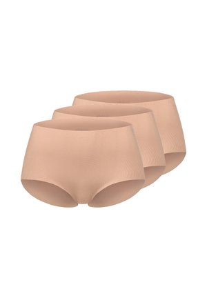 Drei nahtlose, hautfarbene Damen-Slips in hoher Taille im Brief-Stil, diagonal übereinander auf einem weißen Hintergrund gestapelt.