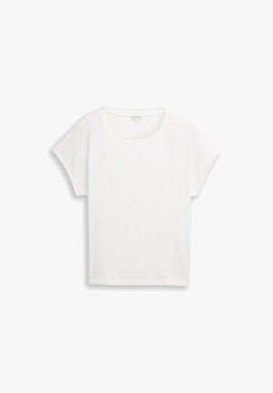 Biała koszulka z krótkim rękawem i okrągłym dekoltem, wykonana z tkaniny o fakturze, z małą metką marki z tyłu przy kołnierzu.