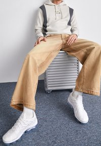 Nike Sportswear Luvtröja - sand