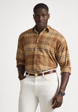 PERFORMANCE TWILL SHIRT - Shirt - brown