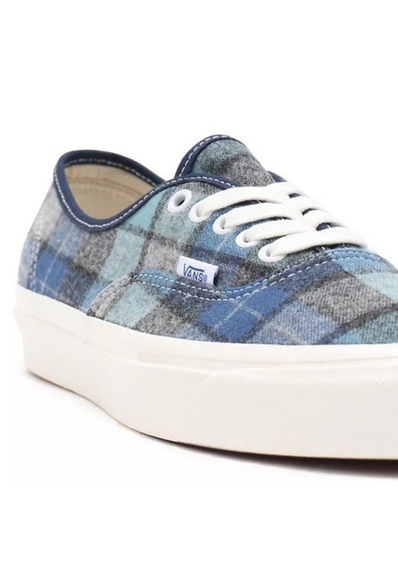 vans pendleton blue