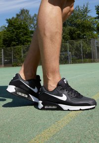 AIR MAX 90 - Sneakers - black/white/metallic silver