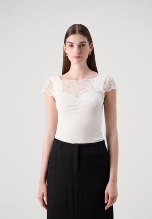 Emera-M T-shirt - Sugar