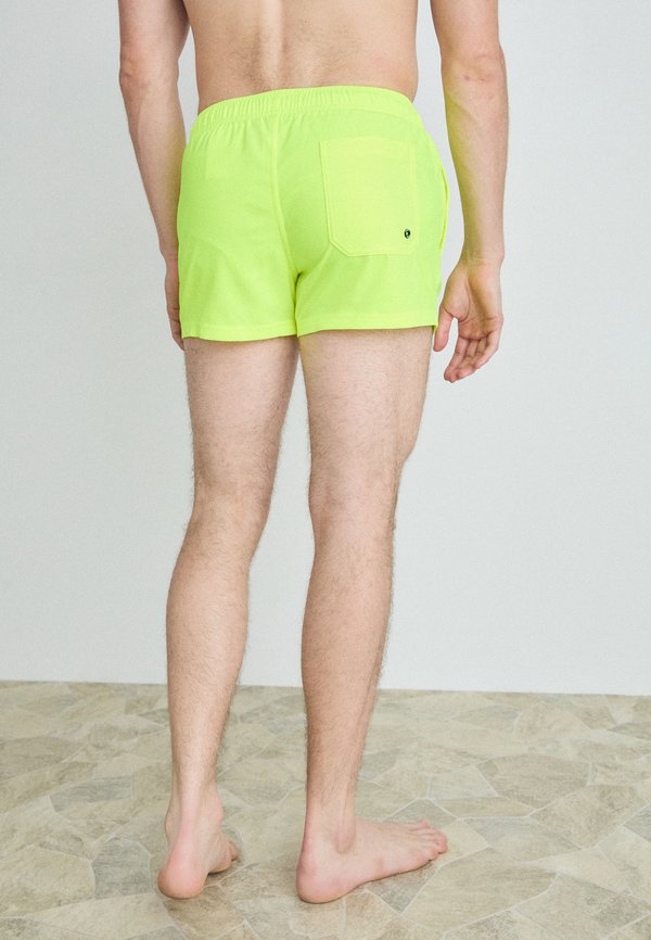 SWIM MEN - Swimming shorts - electric lime4