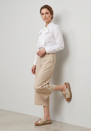 VENEZIA, SLIPPERS - Slip-on sandaler - gold-coloured