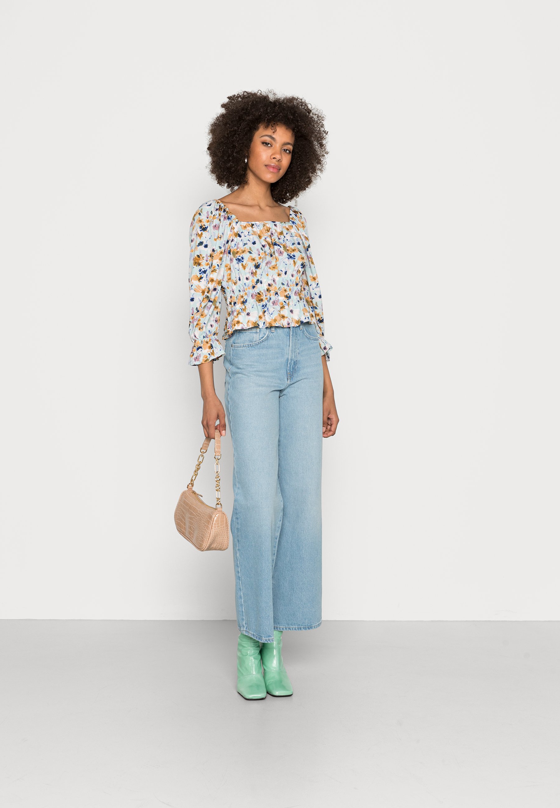 Vero Moda VMHENNA SMOCK CROP TOP 