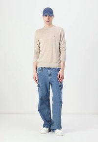 Thumbnail Image 2