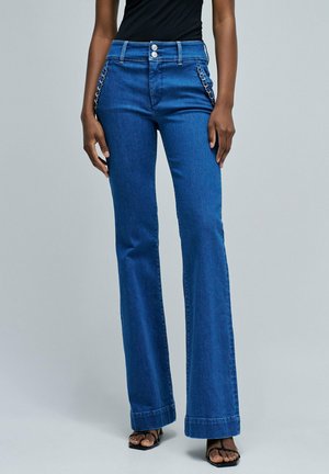 Vaqueros bootcut - blau