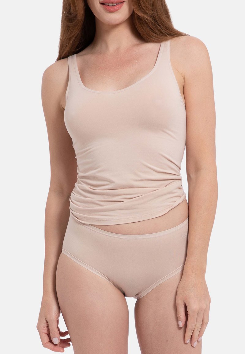 Beige tank top with a scoop neck and gathered sides, paired with matching high-waisted underwear. Soft, stretchy fabric, smooth texture.