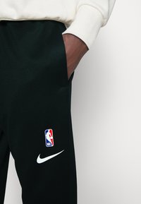Nike Performance BKN MNK DF SPTLIGHT PNT - Klubruházat - black/white